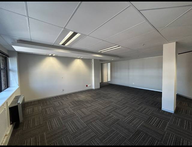 628M² OFFICE TO LET IN SANDTON CENTRAL